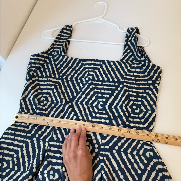 Averie DILLA PLEATED MIDI DRESS Blue/Cream Sz XL - Picture 10 of 11